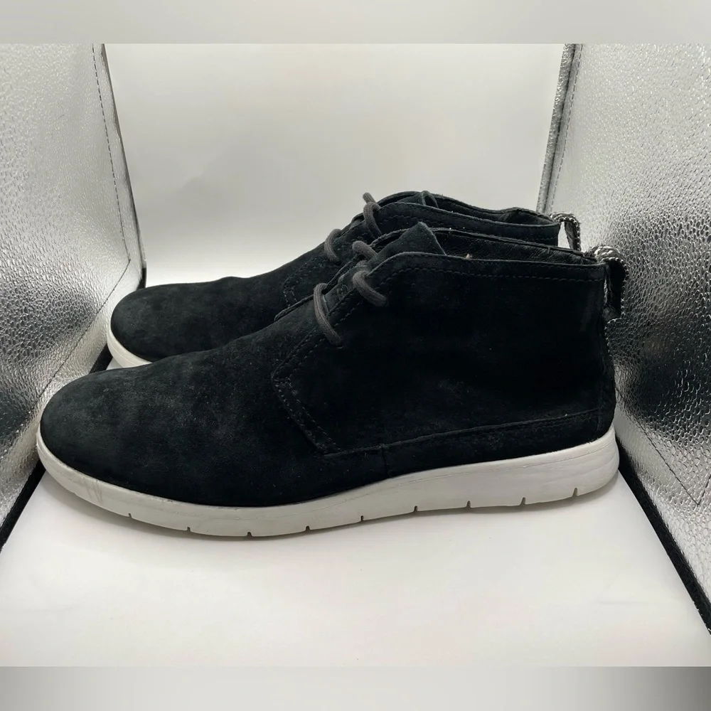UGG Black Suede Chukka Boots men’s size 10